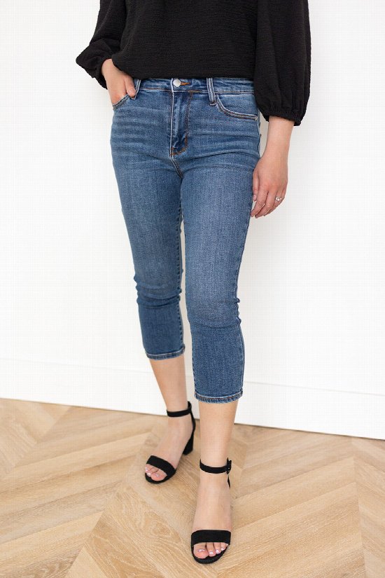 Here For The Sunshine Capris
